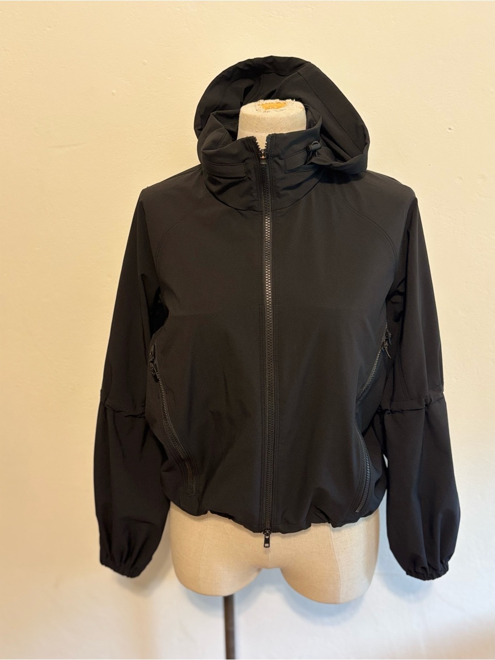 ATHLETA Stay Fly Windbreaker XS - Picture 3 of 10